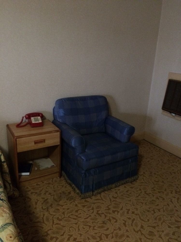 Budget Inn 체스터 외부 사진
